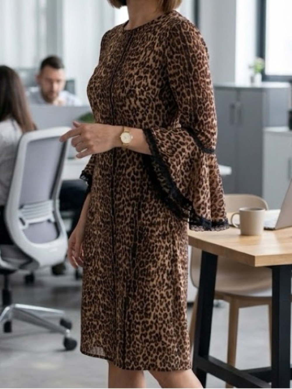 PETER NYGARD Leopard Print Keyhole Dress Bell Sleeves Mesh Lace Trim Medium